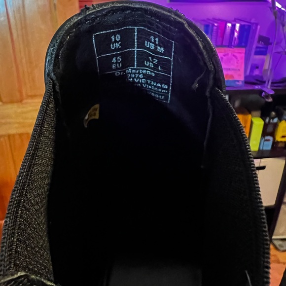 Doc Martens Pull up Booties - Picture 6 of 6